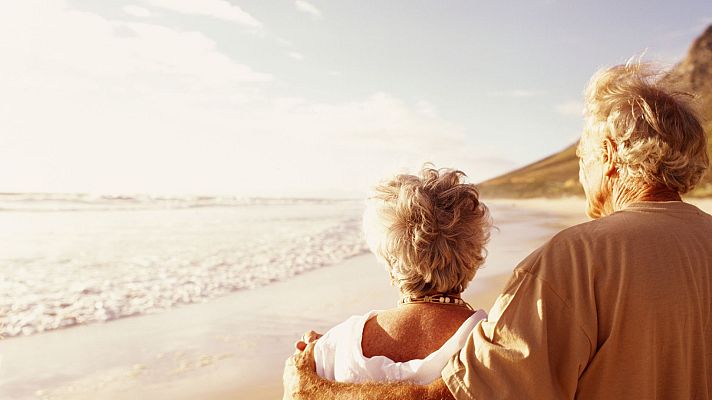 La hora de La 1 - Tres meses después de la fecha prevista por el gobierno llegan los viajes del Imserso