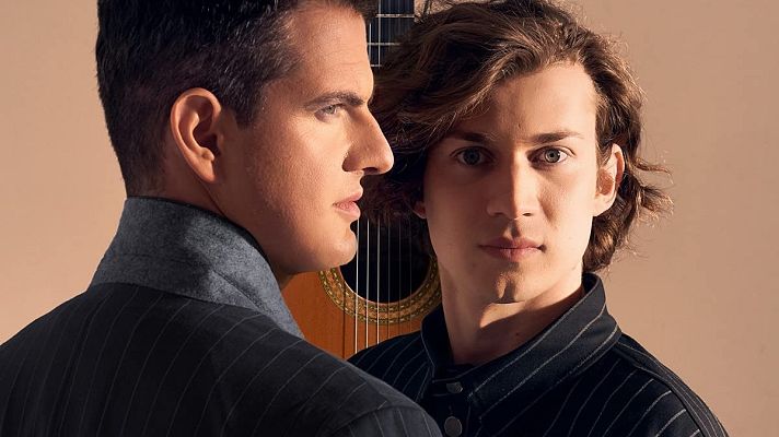 Telediario 1 - El contratenor Phillipe Jaroussky y el guitarrista Thibaud Garcia comienzan su gira por España