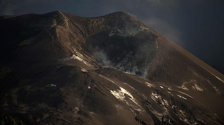 Telediario 2 - Los vecinos de La Palma dejan de oír al volcán después de casi tres meses de erupción