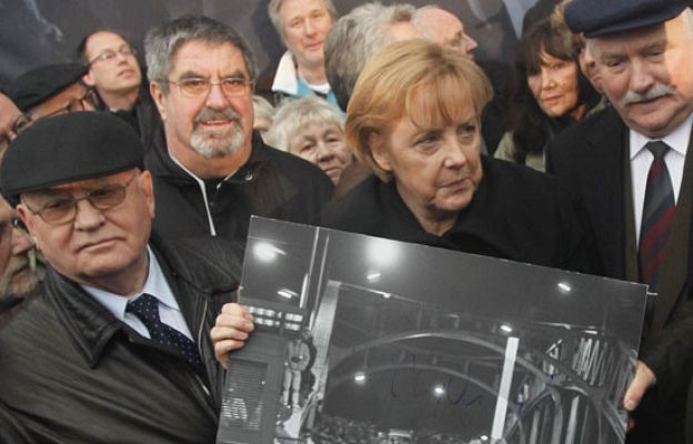  - Berlín celebra la caída del muro