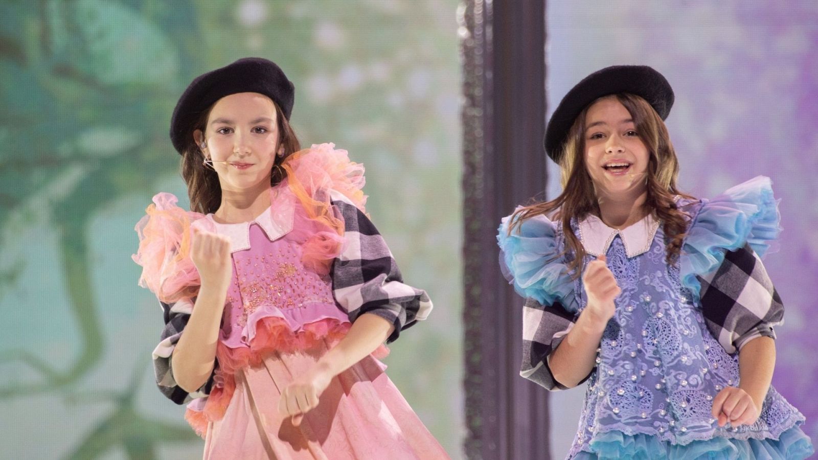 Eurovisión Junior 2021: Jovana & Dunja (Serbia) interpretan "Oci Deteta"