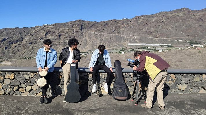 Telediario Fin de Semana - Los Vinagres, el rock más volcánico