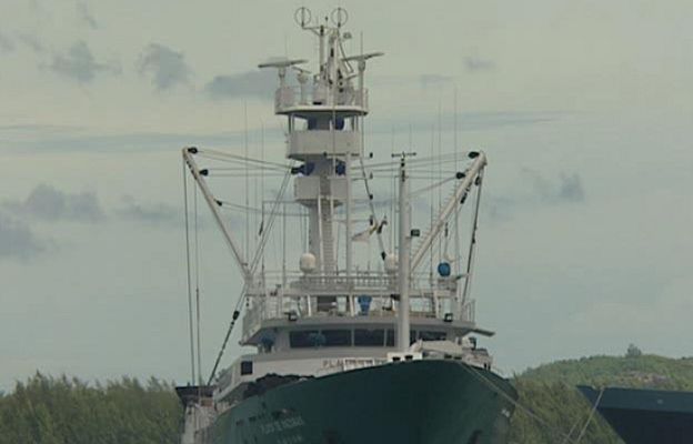  - La Fragata Canarias llega a puerto