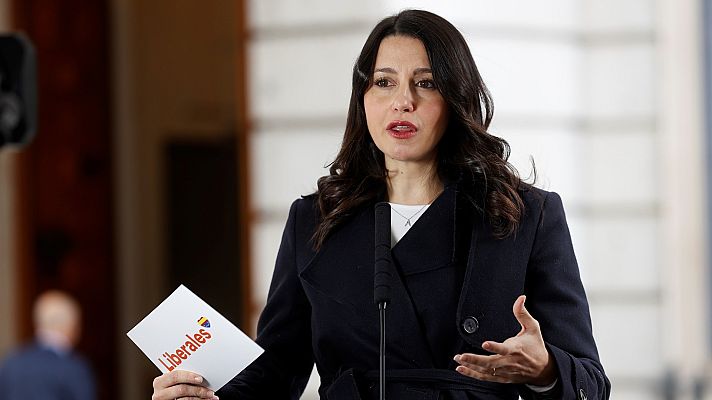 La hora de La 1 - Arrimadas niega que fuera a presentar una moción en Castilla y León: "Es una patraña del PP"