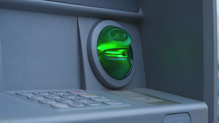 La hora de La 1 - Decenas de niños son utilizados por una mafia para robar en los cajeros del centro de Madrid