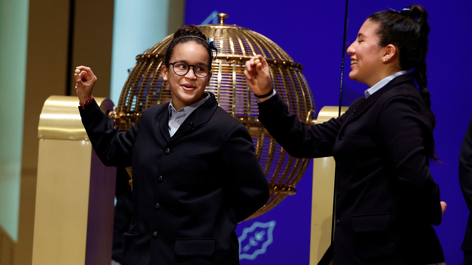 El quinto quinto premio de la Lotería de Navidad, el 69.457 | Ver