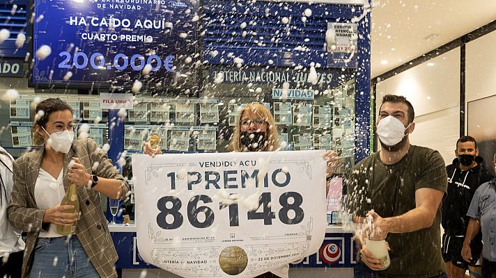 Telediario 2 - ¿Cuánto se queda Hacienda por cada décimo de lotería premiado?