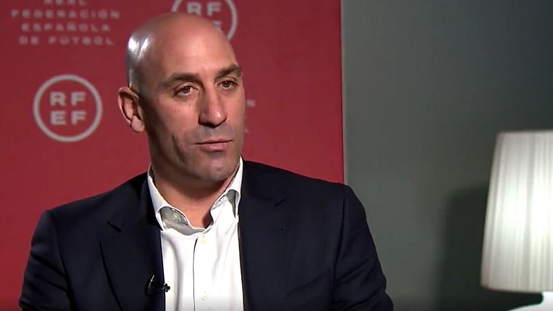 Luis Rubiales en RTVE: "Tenemos que estar satisfechos porque la selección española ha vuelto a pelear por los grandes torneos"
