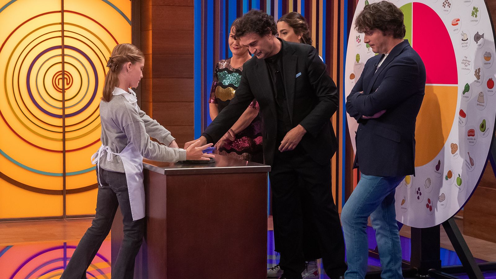 MasterChef Junior 9 I Isabel se emociona al presentar su plato | Ver