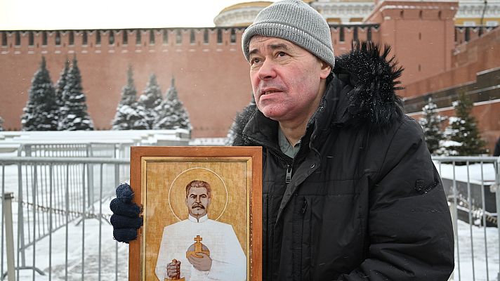 Telediario Fin de Semana - Se cumplen 30 años de la desaparición de la Unión Soviética