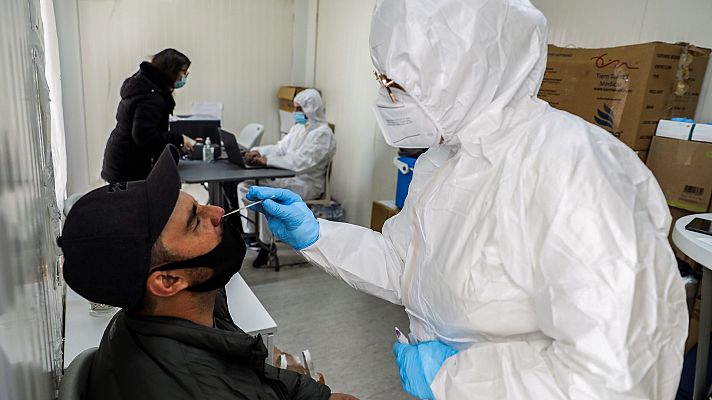 Telediario Fin de Semana - Los países endurecen las restricciones mientras marcan récord de contagios