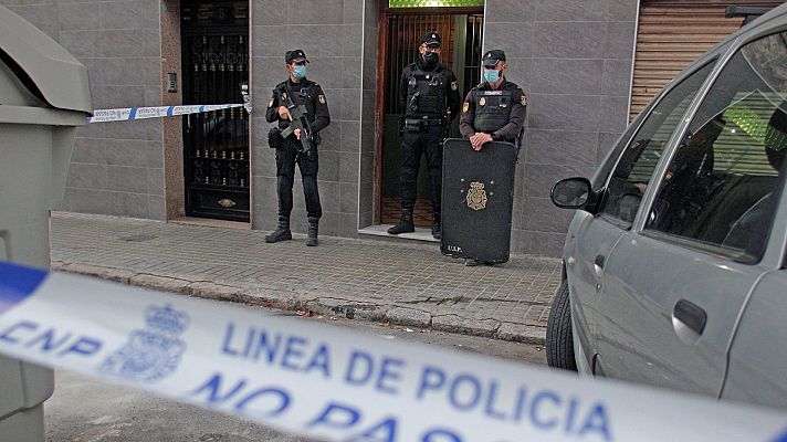 La hora de La 1 - Así ha sido la detención del presunto asesino de su pareja en Elche: "Un delincuente armado, potencialmente peligroso"