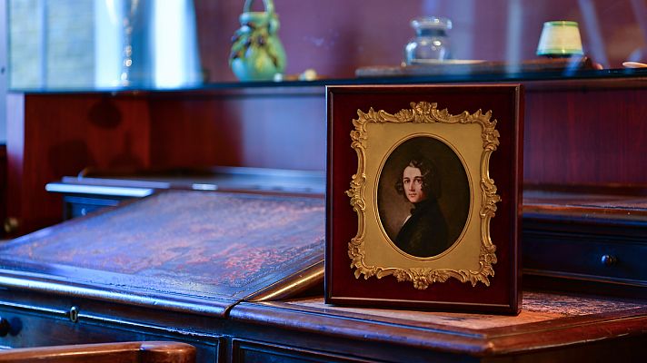 Telediario 1 - Recompensa económica por descifrar una carta que escribió Dickens