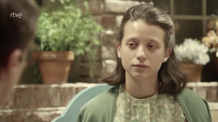 Dos vidas - Julia se entera de que su abuela asesinó a Víctor