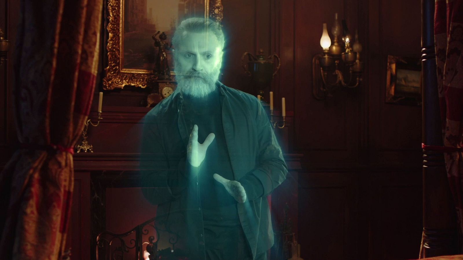 José Mota imita a Miguel Bosé en su fase antivacunas y afónico - Especiales Nochevieja con José Mota | Ver