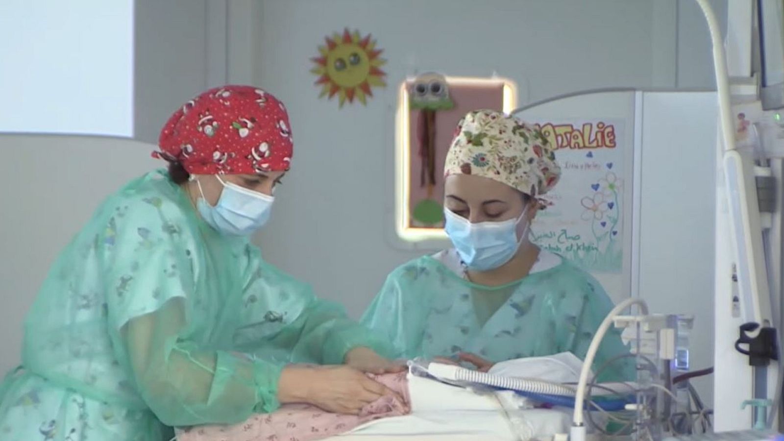 Los hospitales, agotados por la pandemia pero también celebrarán el día de Nochevieja  - Ver ahora