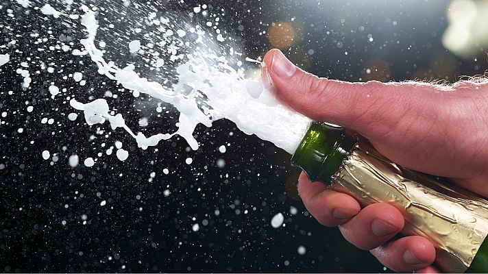 Telediario 1 - Las bodegas venden en Navidad un tercio del cava que se consume en todo el año