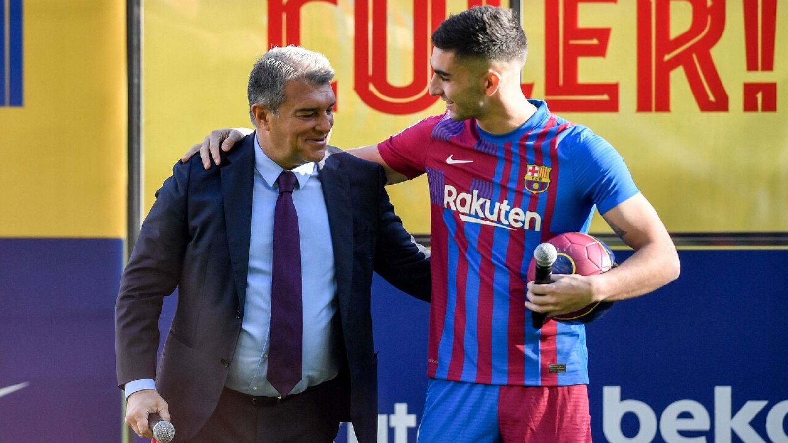 El Barça presenta a Ferran y espera por Morata | Ver
