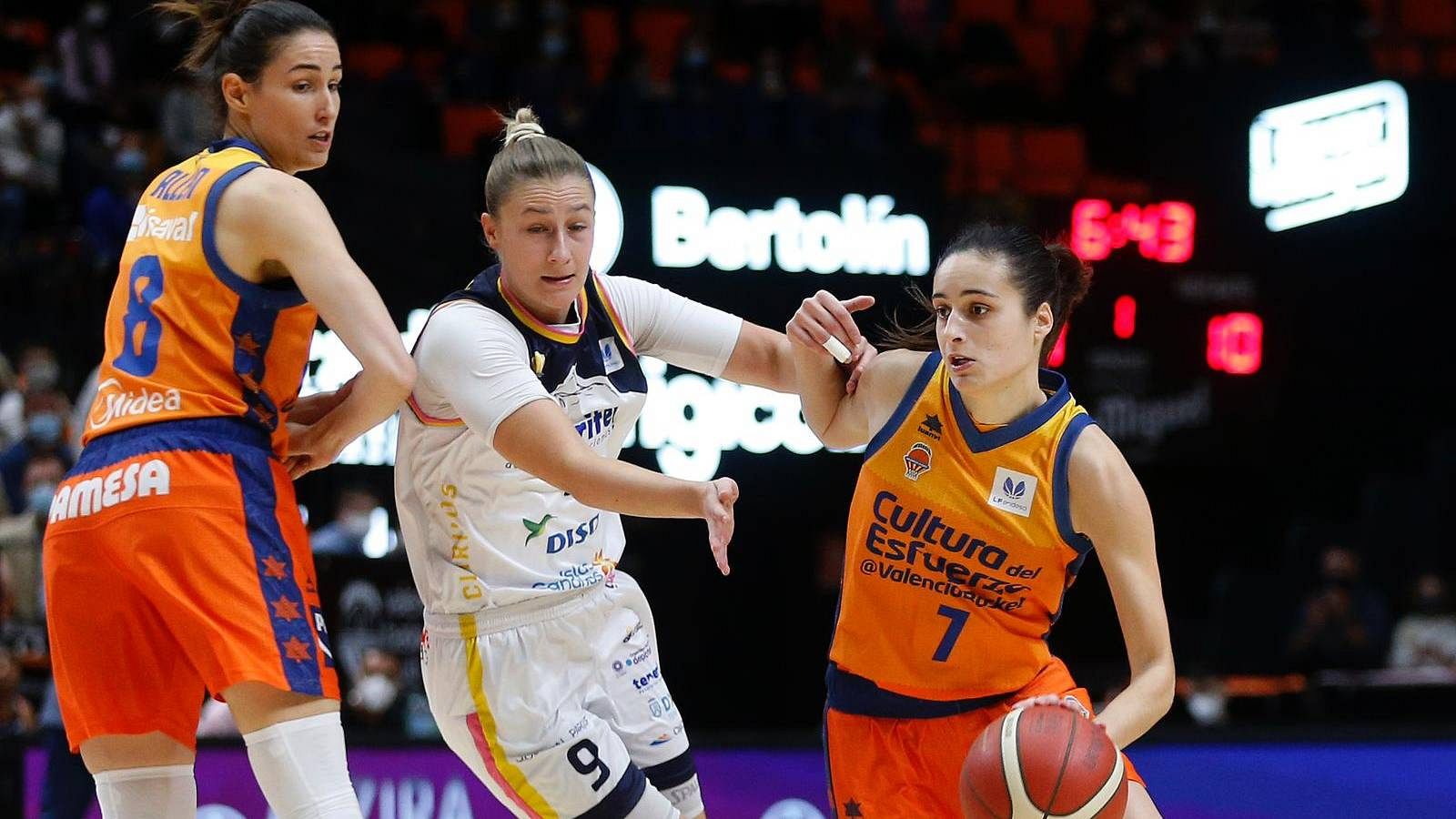 Ángela Salvadores: "Quiero aportar cosas importantes al equipo"