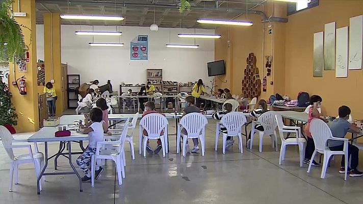 Telediario 1 - Campamento navideño para los niños de La Palma afectados por el volcán