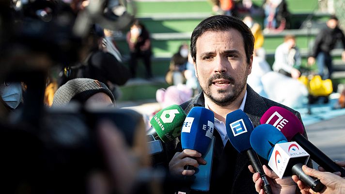 Telediario 2 - PP, Vox y Cs cargan contra Garzón tras criticar a las macrogranjas en una entrevista