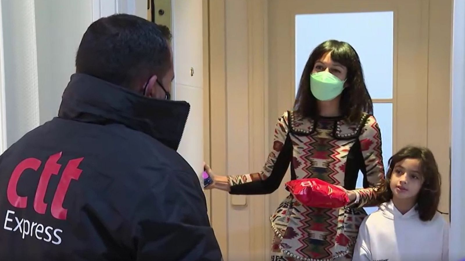 Así funcionan las devoluciones de las compras por internet | Ver