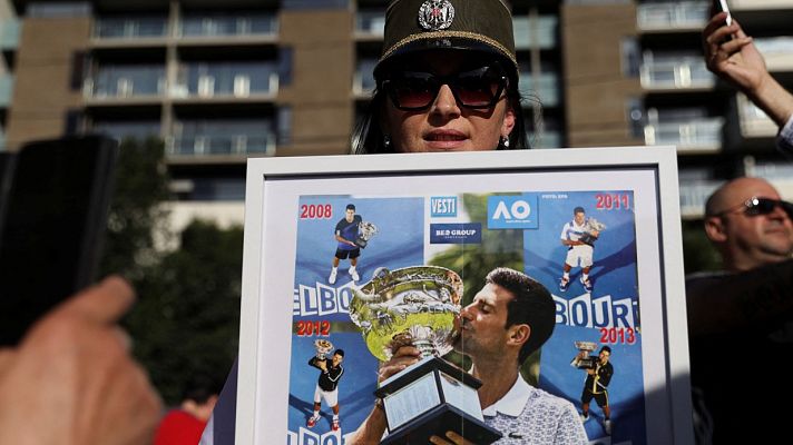 Telediario 1 - Australia asegura que Djokovic no recibió garantías para entrar en el país