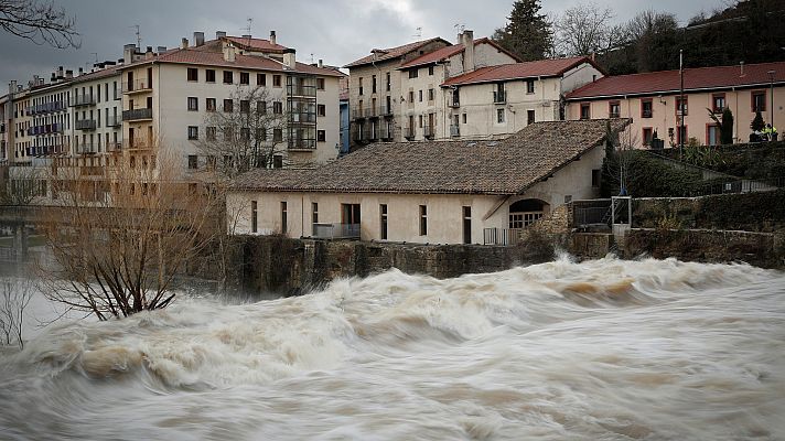 Telediario 2 - Las crecidas e inundaciones vuelven a Navarra tras las lluvias históricas de diciembre