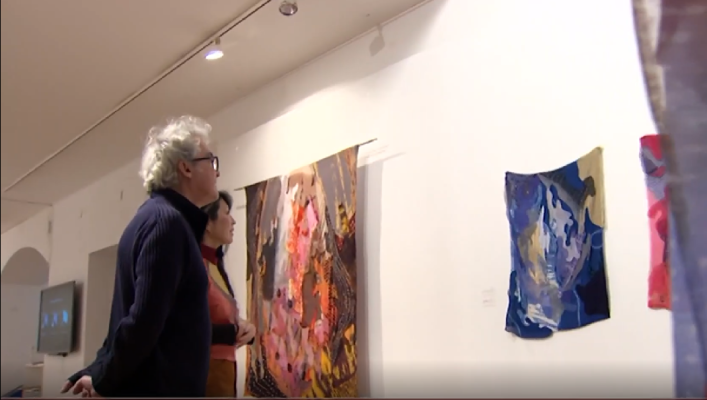 RTVE Igualdad - La japonesa Kirika reinterpreta a las mujeres saharauis a través del arte