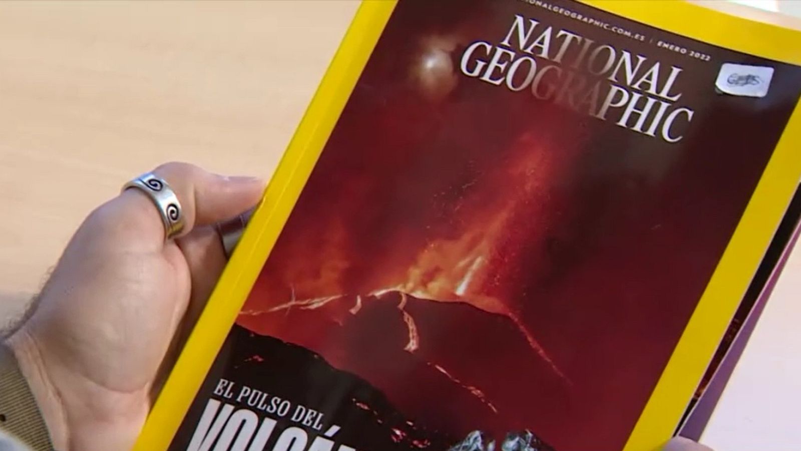 El volcán de La Palma, en la portada de 'National Geographic' | Ver