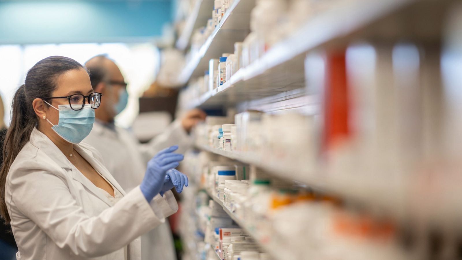 Aquí hay trabajo - La farmacia más grande de España - ver ahora