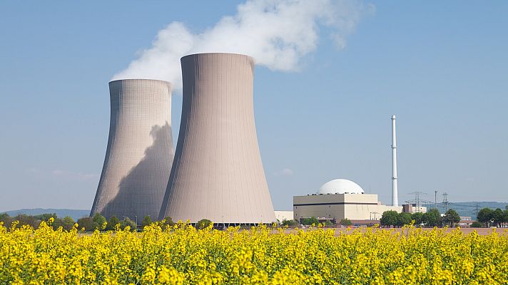 Telediario 2 - La energía nuclear "verde", a debate en Europa: 13 países apuestan por ella