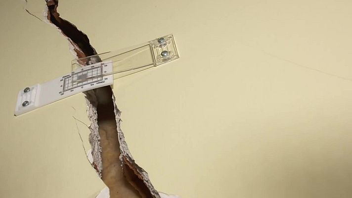 Mejor contigo - Decenas de familias desalojadas en San Fernando de Henares por grietas en sus domicilios