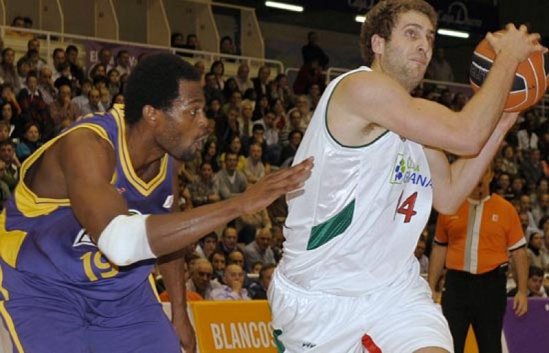 Blancos Rueda Valladolid 64 - 77 CB Granada
