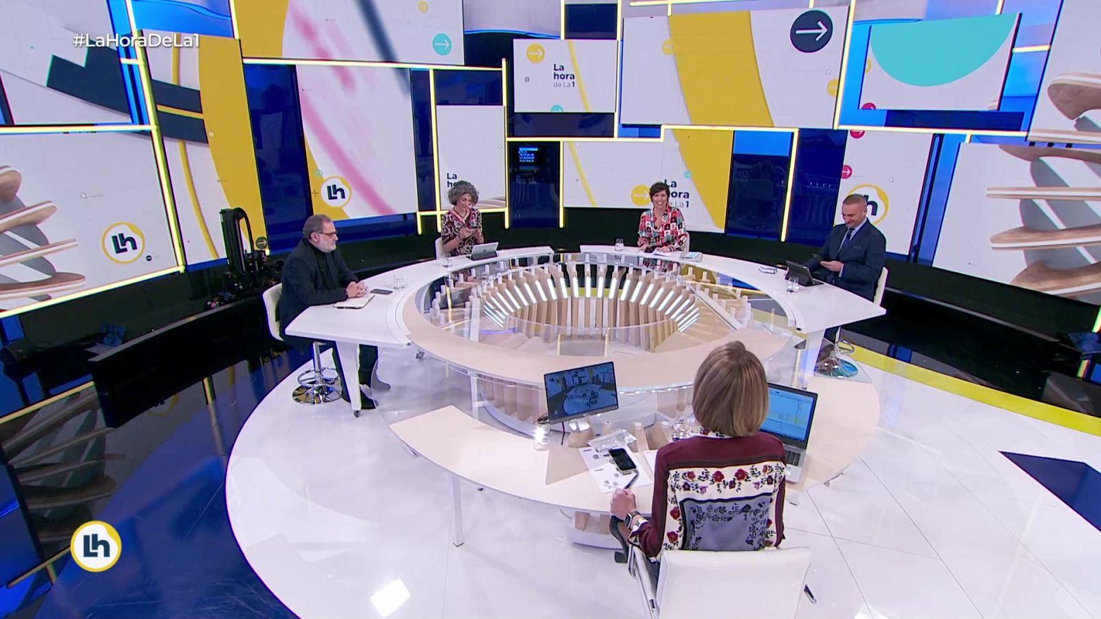 La hora de La 1 - La hora de la actualidad - 14/01/22 - ver ahora