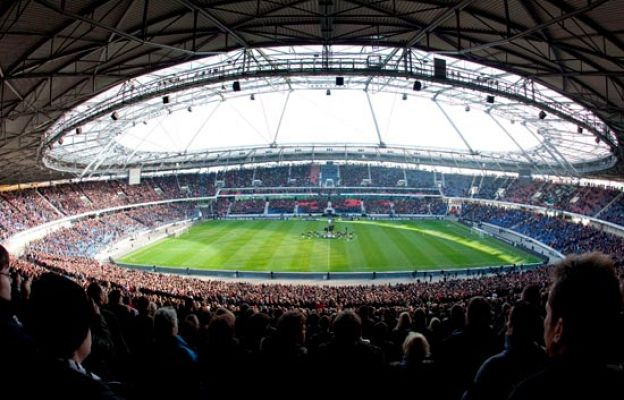  - Multitudinario adiós a Enke