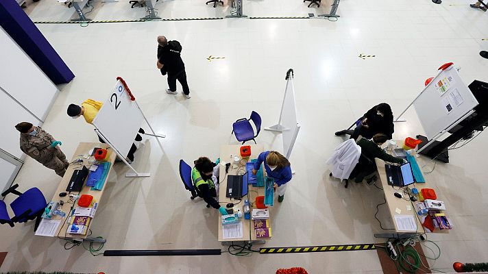 Telediario 1 - Los expertos no ven necesaria la cuarta dosis para todos