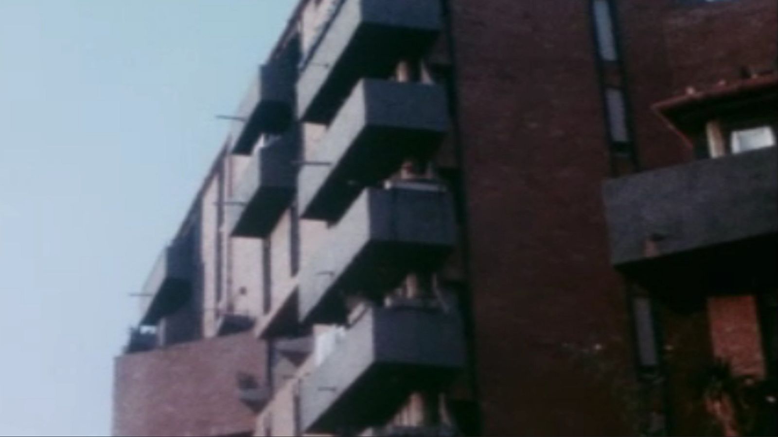 Arxiu TVE Catalunya - Crònica 2 - 02/11/1978