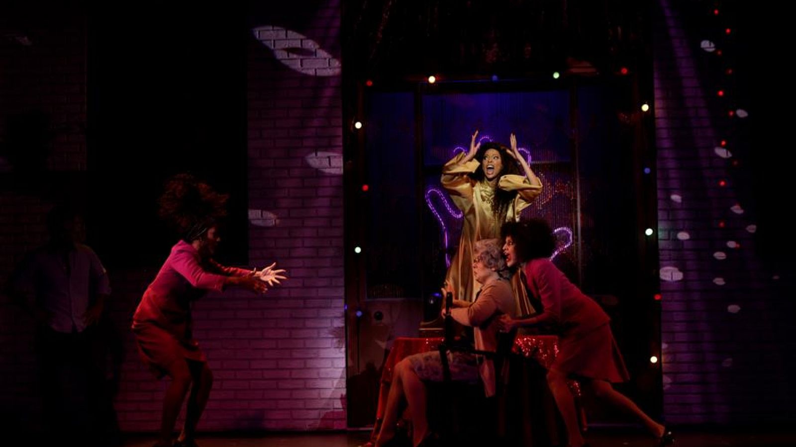 Sustitutos en los musicales: un trabajo entre bambalinas que aumenta con la pandemia | Ver