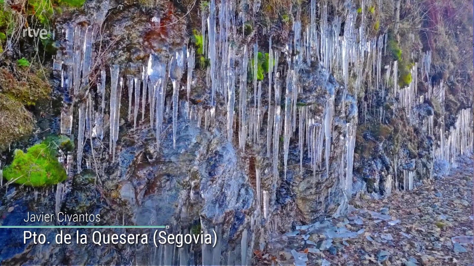Heladas generalizadas en buena parte del interior norte, centro y sureste peninsulares, más intensas en montaña, localmente fuertes en Pirineos - ver ahora