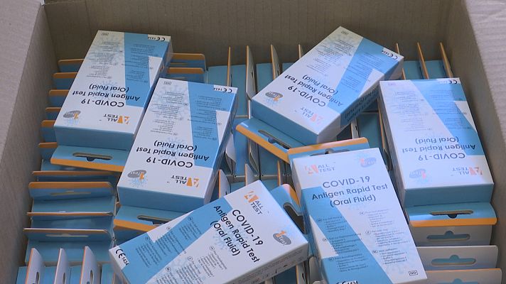 Telexornal - Galicia - 37.500 test covid de saliva para as escolas