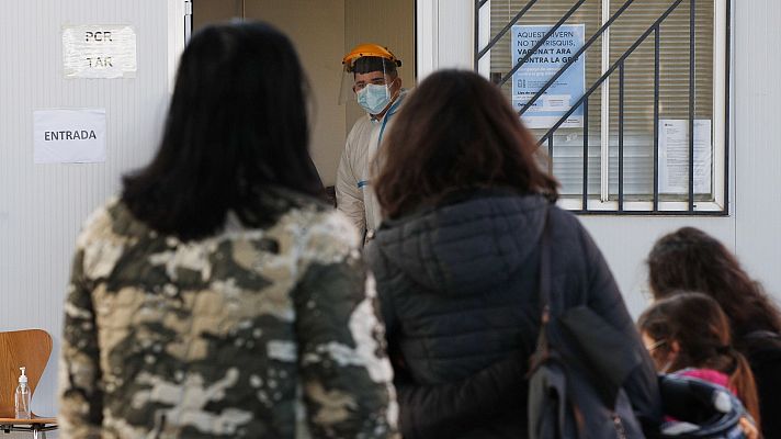 Telediario 1 - ¿Declive de la sexta ola? Los contagios descienden a distinto ritmo entre Comunidades Autónomas