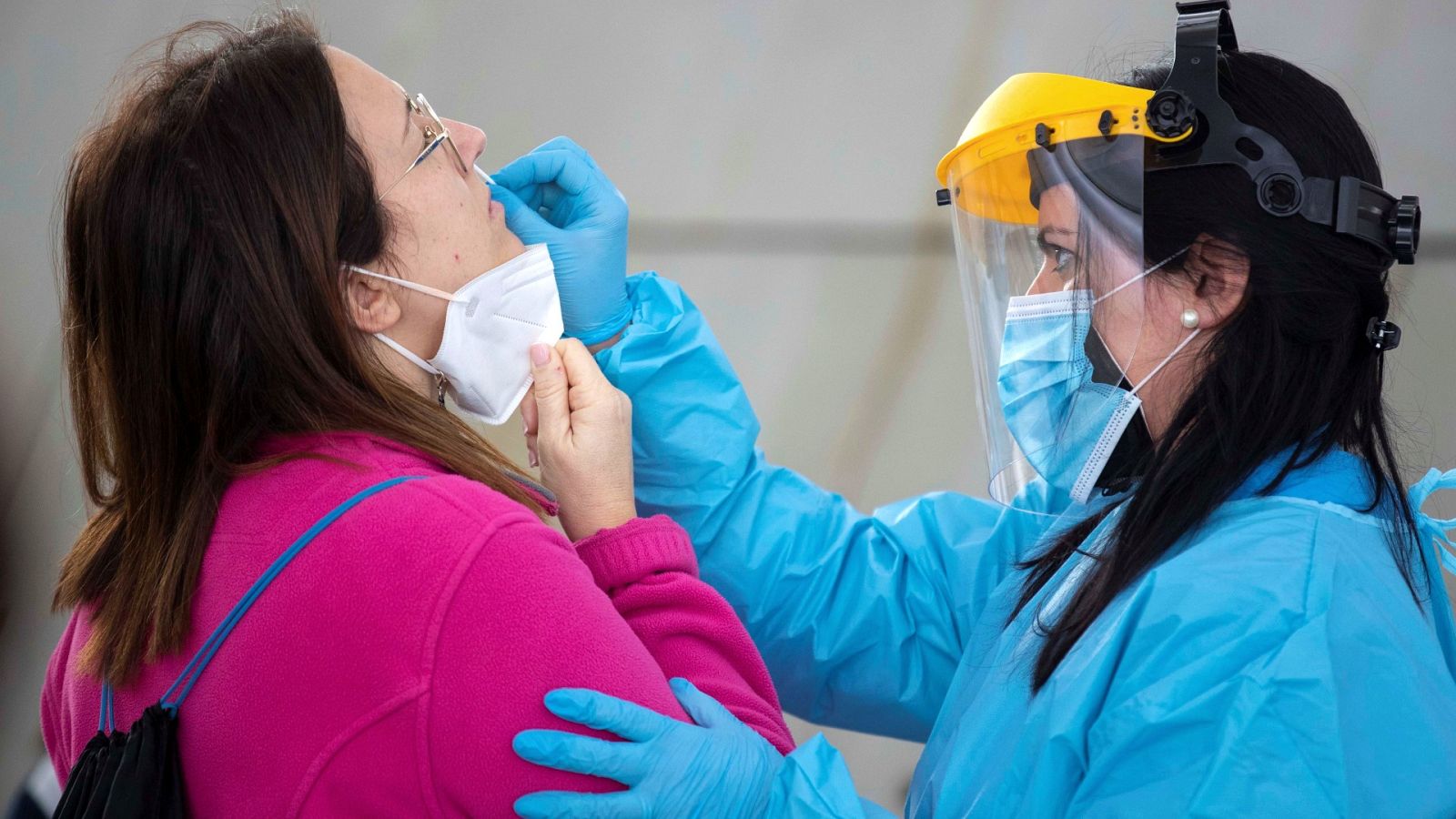 El pico de la sexta ola podría estar próximo