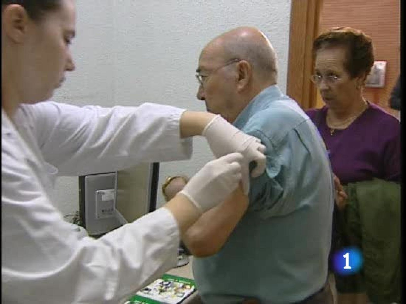 Primer día de vacunación contra la gripe A - Ciencia y tecnología en Rtve.es | Ver