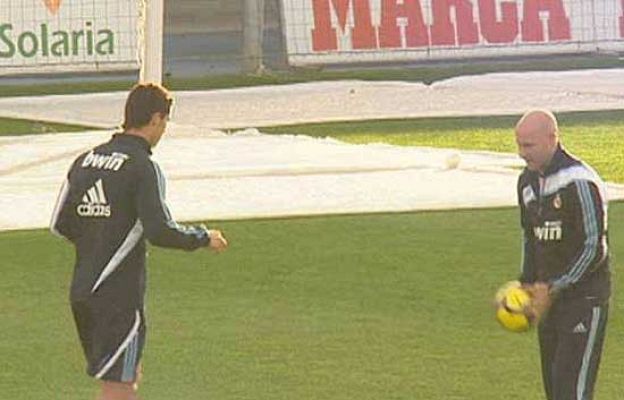  - Cristiano ya toca balón