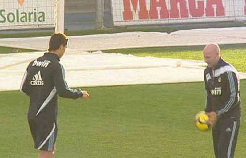 Cristiano ya toca balón