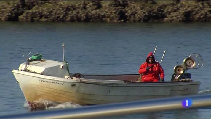 Noticias Andalucía - Continúa la búsqueda del pescador en Huelva