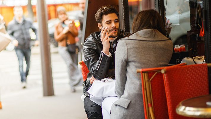 Telediario 1 - Fumar en las terrazas esparce el coronavirus hasta ocho metros
