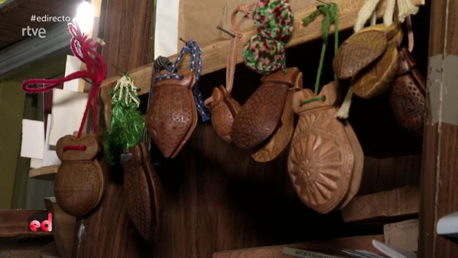 España Directo - Atlas de los Pequeño: Castañuelas, un inventario de joyas centenarias