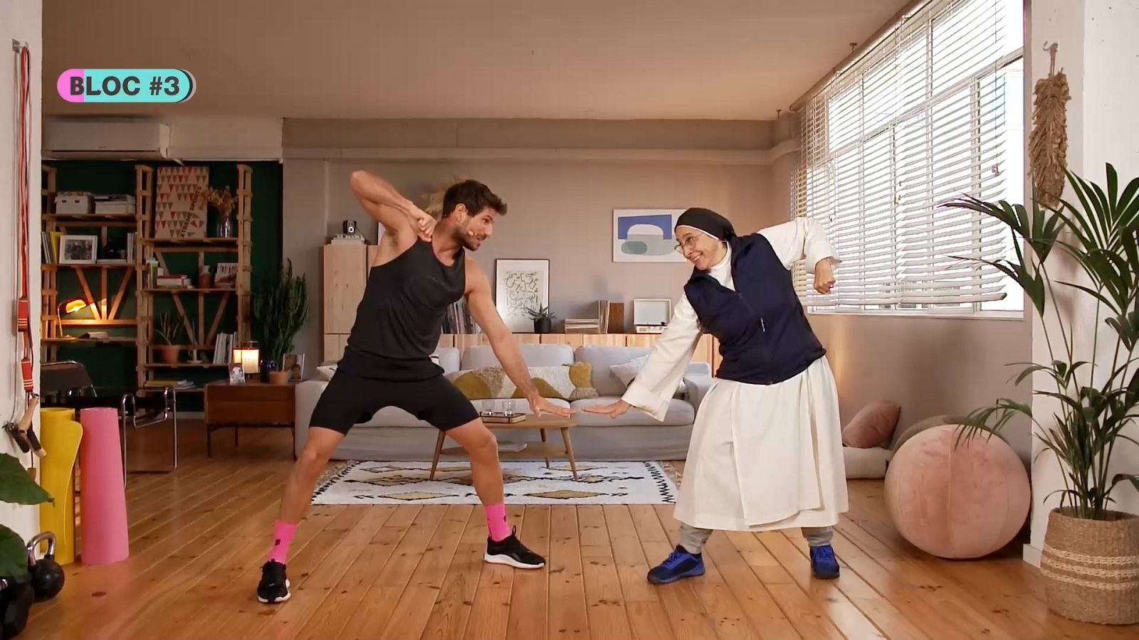 Fitmés - Body combat amb Cesc Escolà i Sor Lucía Caram - Veure ara